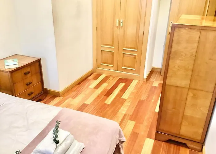 Grossi Centro Garaje Οβιέδο