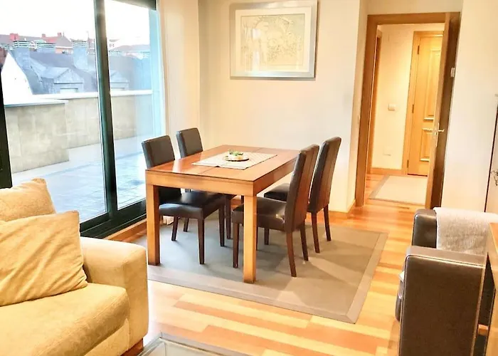 Grossi Centro Garaje Διαμέρισμα *