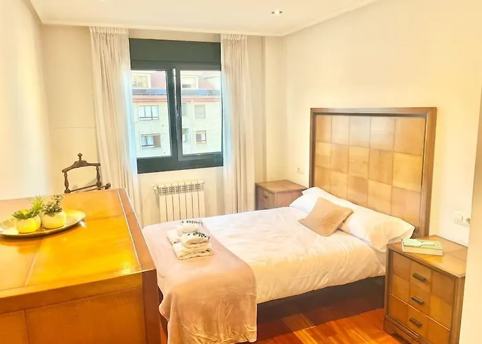 Grossi Centro Garaje Διαμέρισμα *